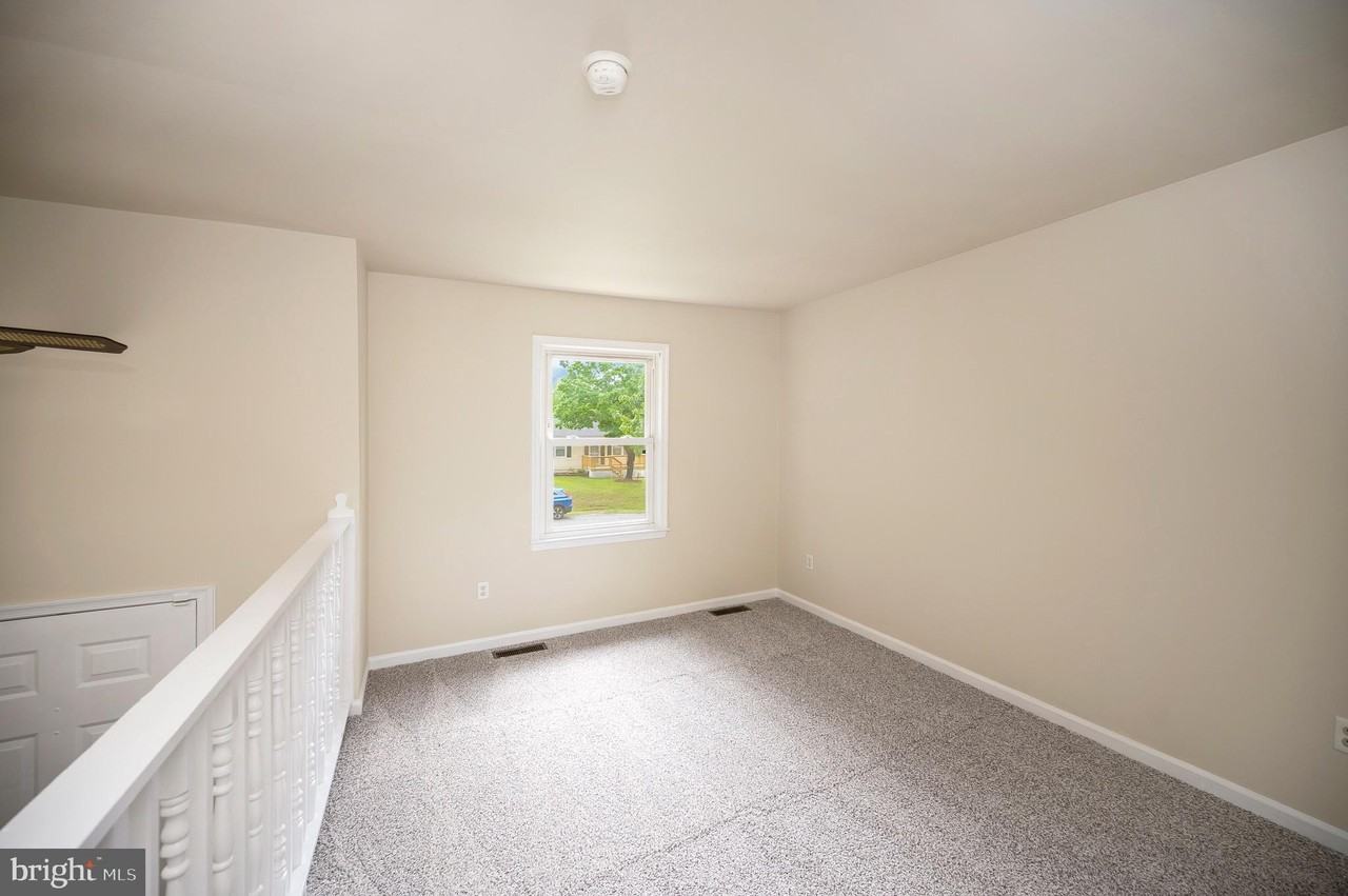 2111 Millgarden Dr - Photo 3 of 36