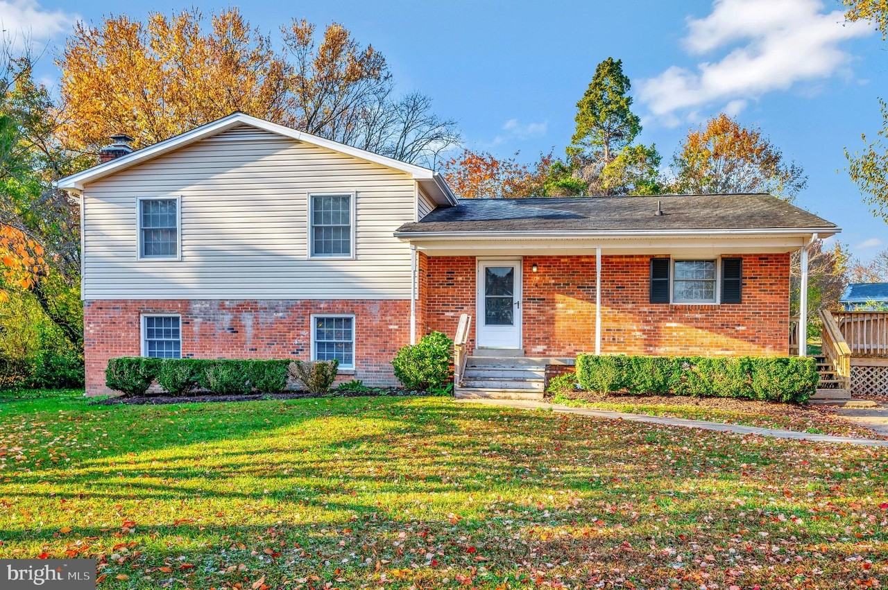 4 Randy Ct - Photo 5 of 39