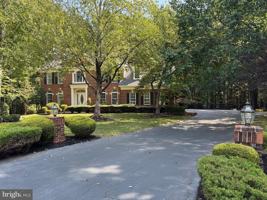 featured image of 11000 Farmview Way