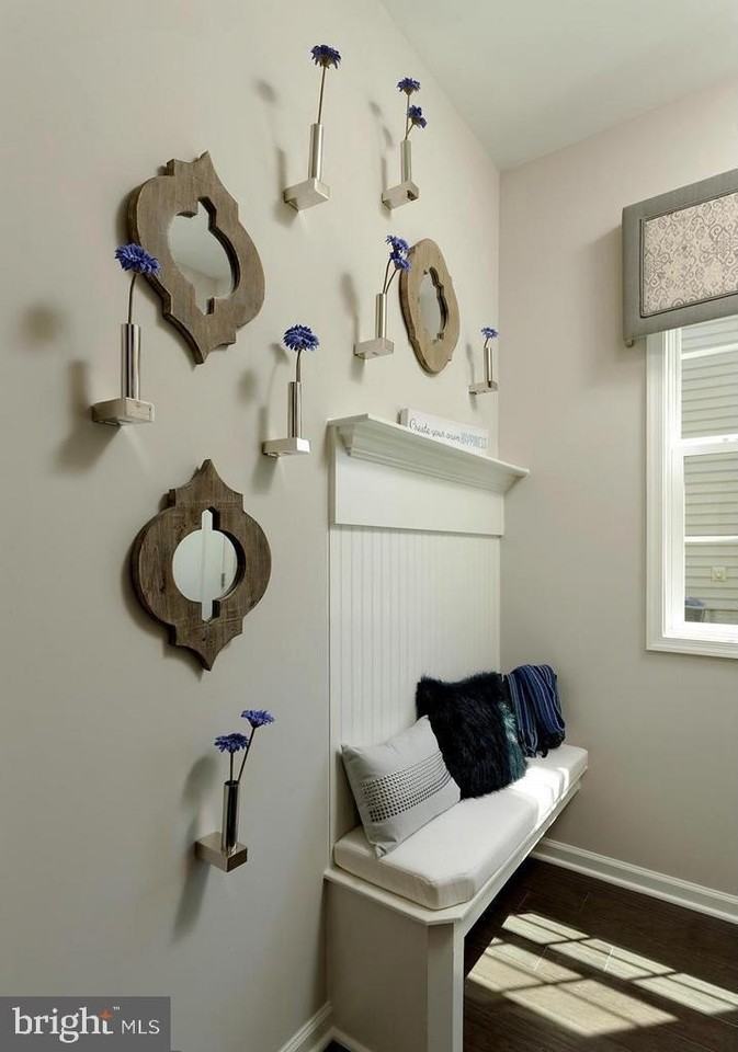 141 Coachman Cir - Photo 6 of 50