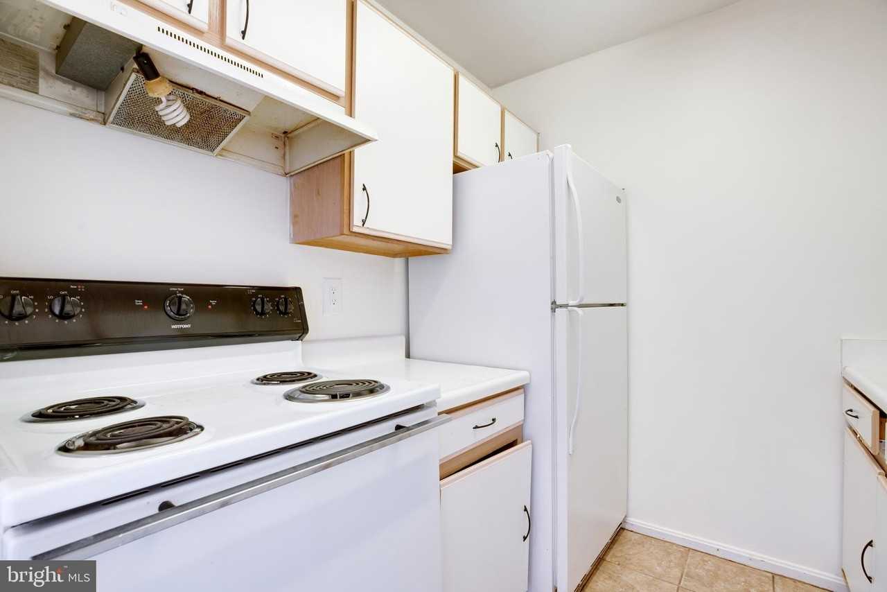 40 Smokewood Court #40200 - Photo 7 of 26