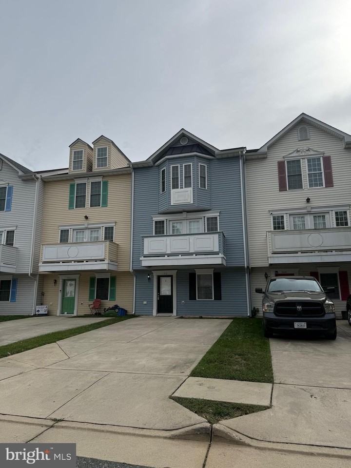 202 Bell Towers Ct - Photo 7 of 20