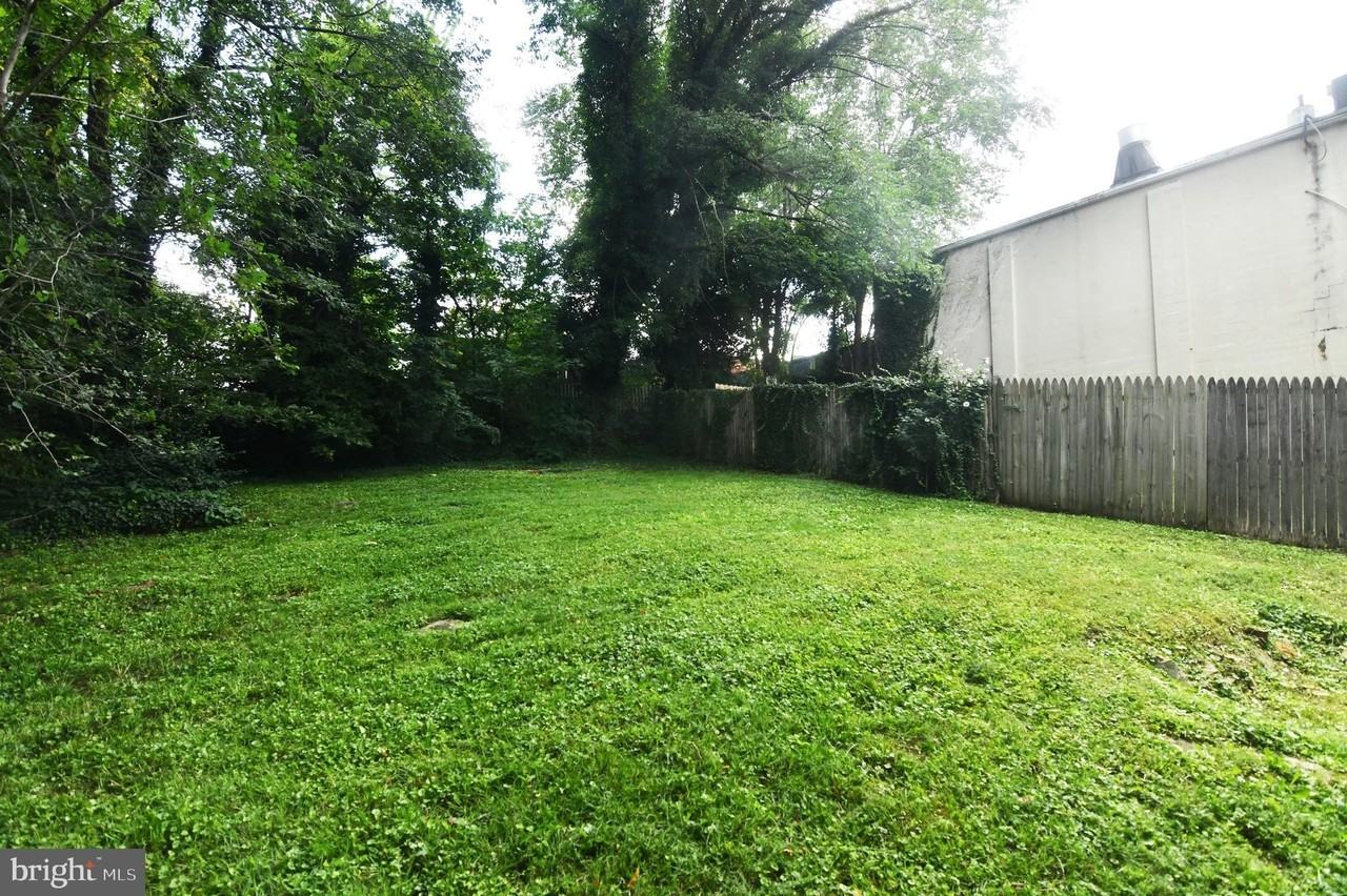 105 East Pall Mall Street - Photo 5 of 26