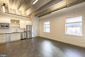 featured image of 15 E Piccadilly St Apt 201 #201