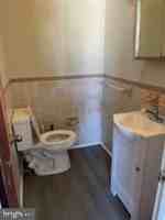 featured image of 1111 Allen Dr #B