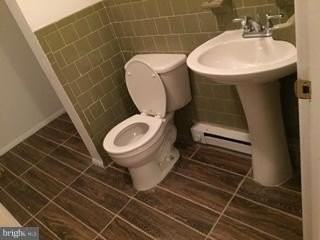 1111 Allen Dr #B - Photo 6 of 22