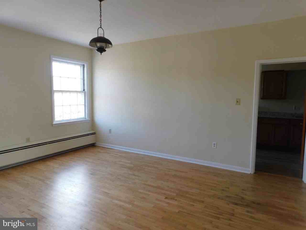 113 W Boscawen St Unit 3 #3 - Photo 6 of 19