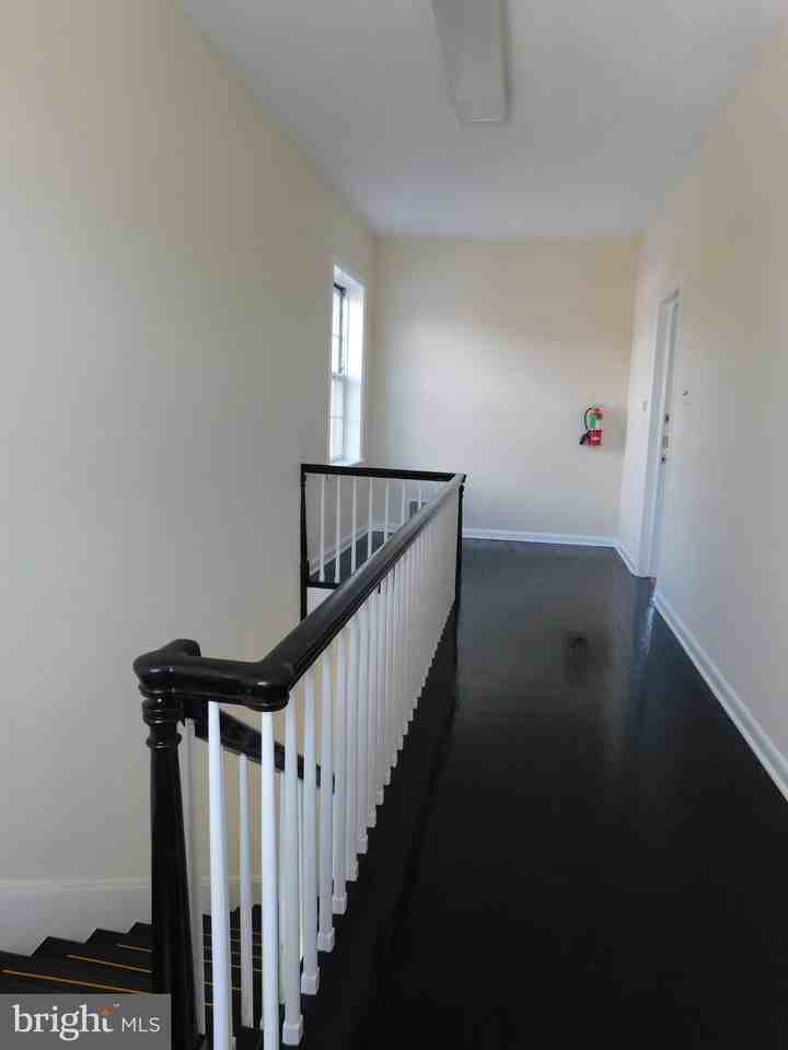 113 W Boscawen St Unit 3 #3 - Photo 2 of 19