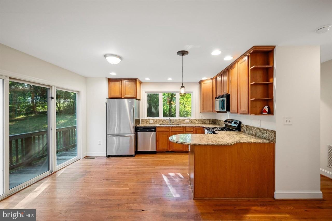 175 Easy Hollow Rd - Photo 7 of 42