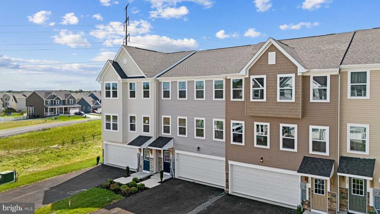 21 Lyriq Ct - Photo 7 of 40