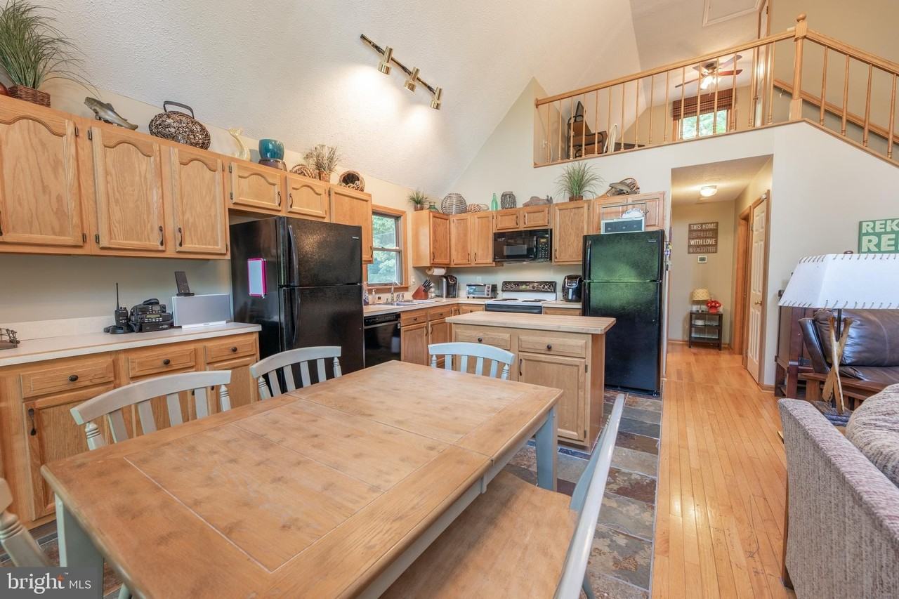 Misty Dr - Photo 7 of 34