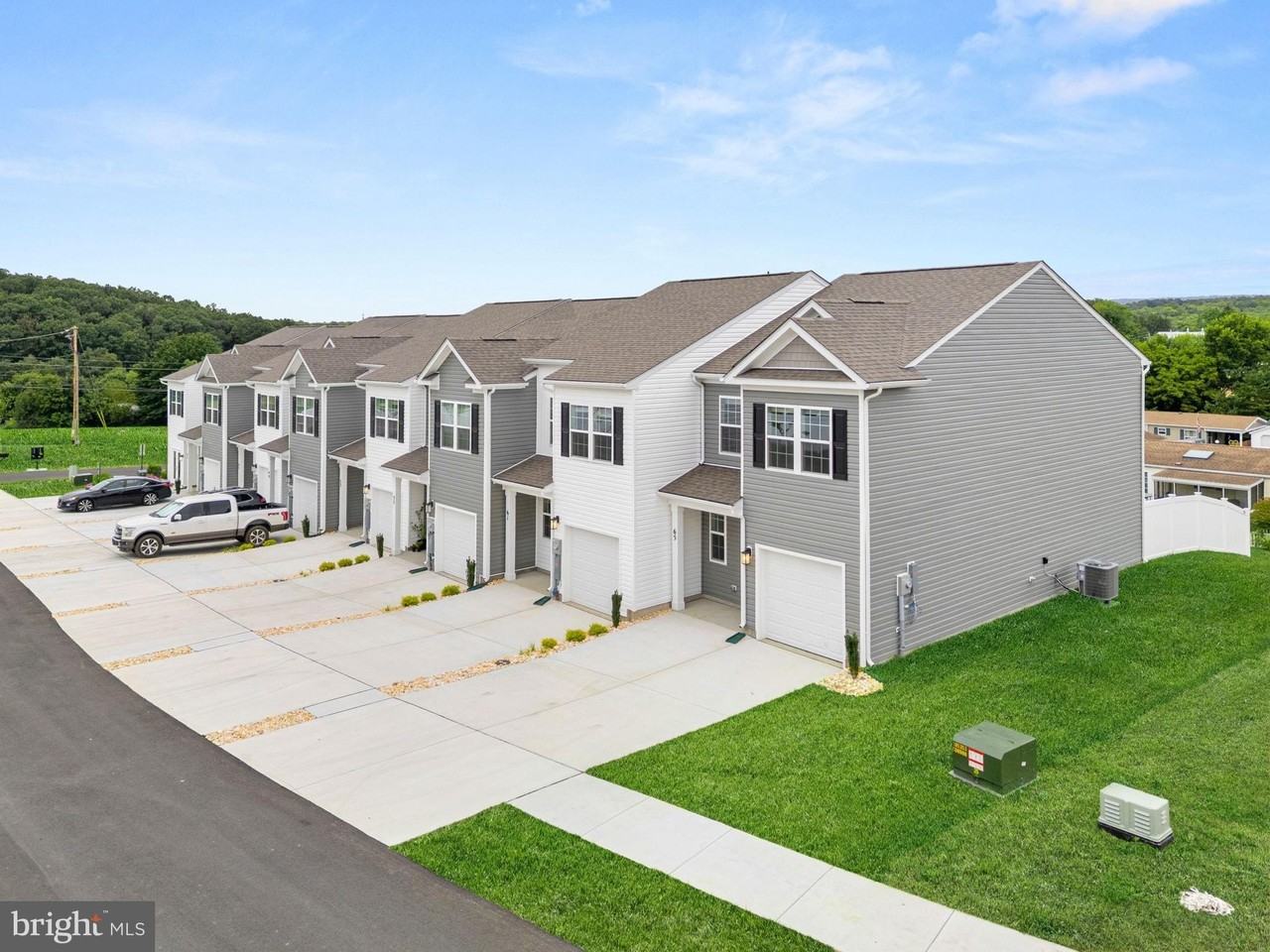 45 Kitsune Blvd - Photo 6 of 50