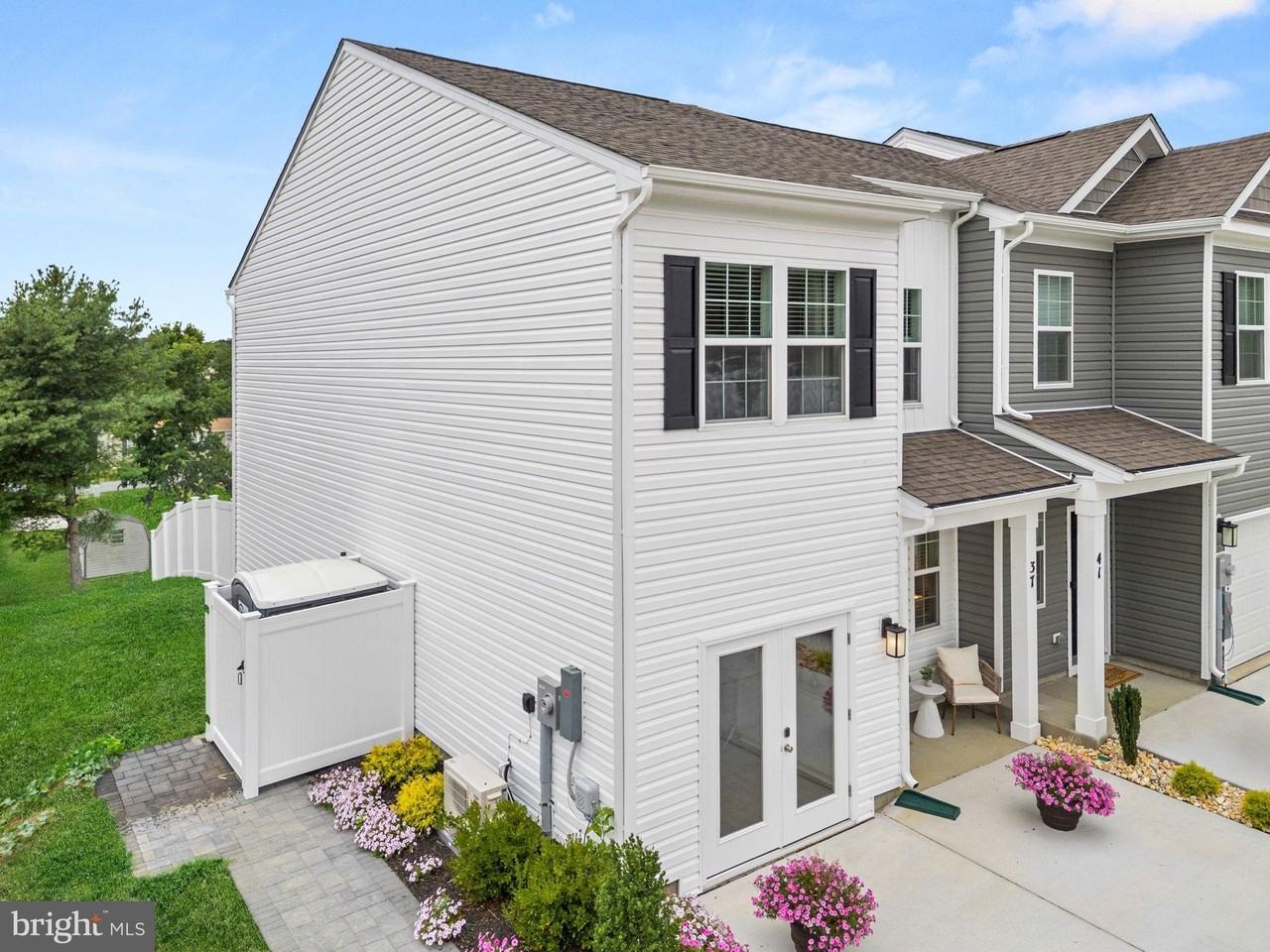 45 Kitsune Blvd - Photo 7 of 50