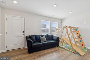 featured image of 79 Swan Field Ave