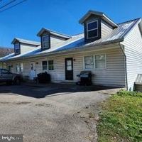 featured image of 107 4th St Apt 5 #5