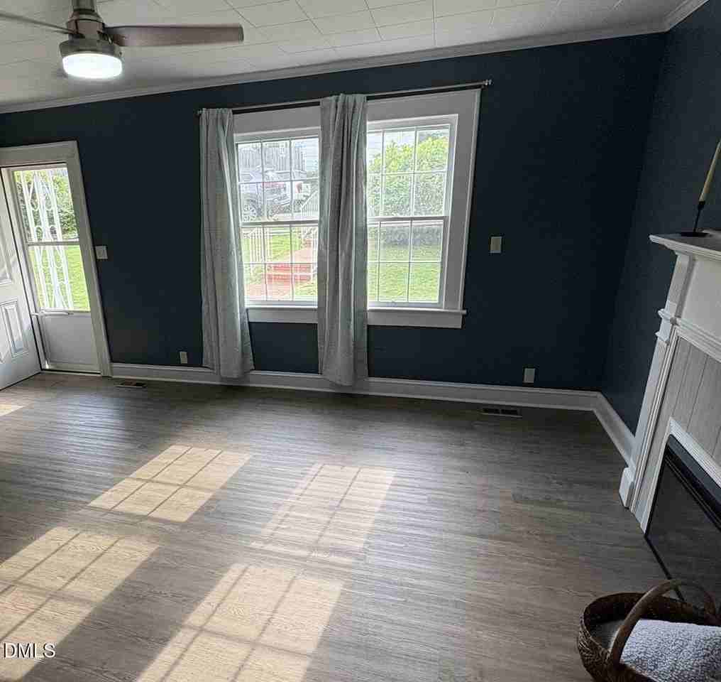 1932 Dogwood St - Photo 7 of 15