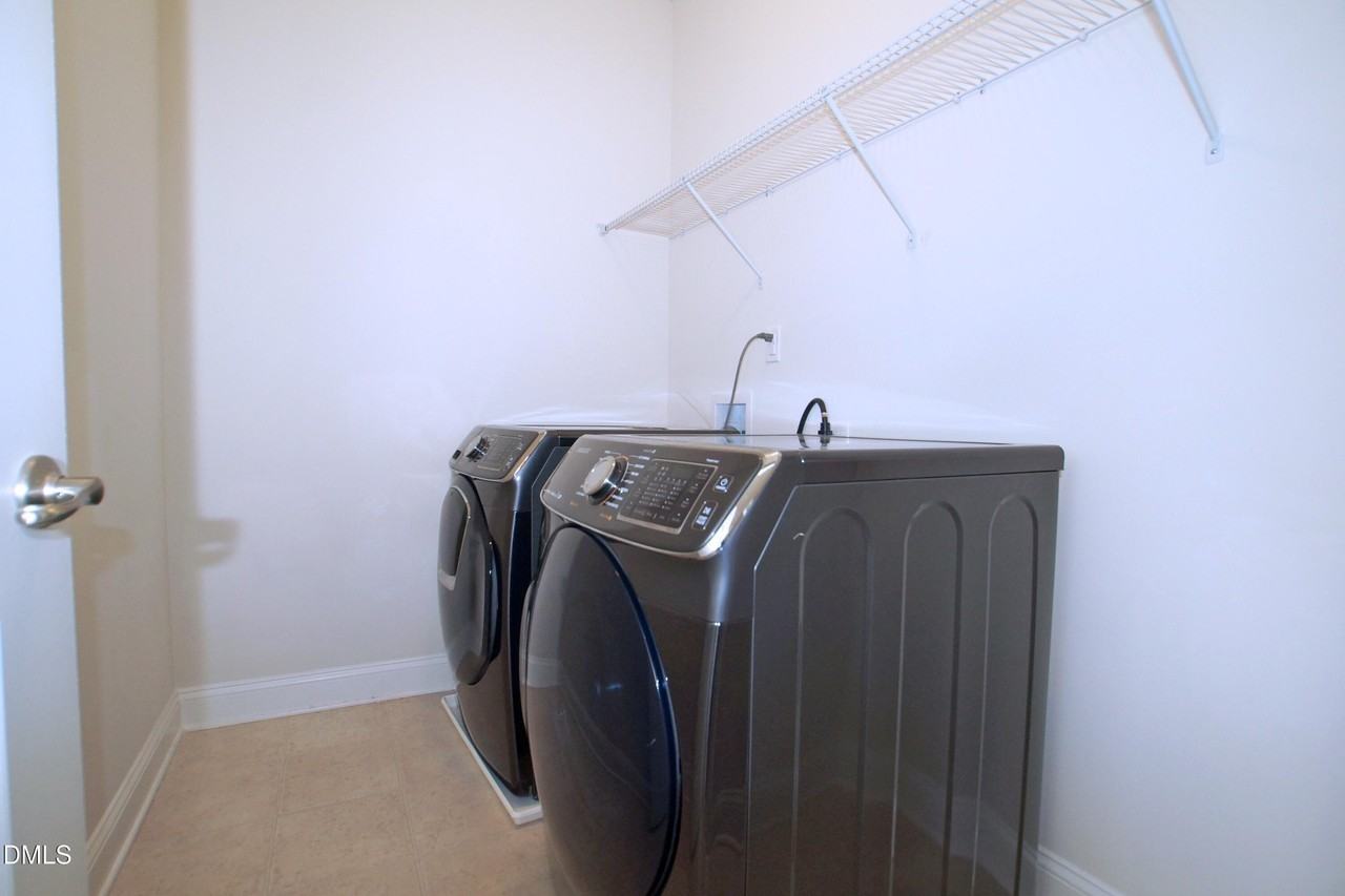 2015 Ackerman Hill Dr - Photo 5 of 22