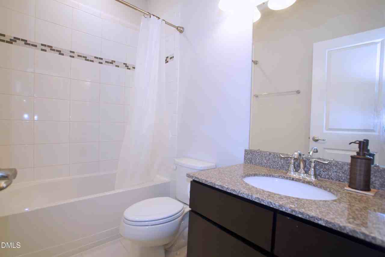 2015 Ackerman Hill Dr - Photo 6 of 22