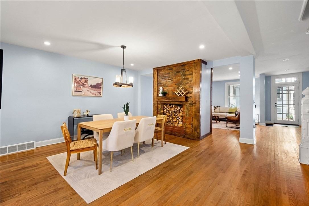 1207 Linden Pl - Photo 6 of 41