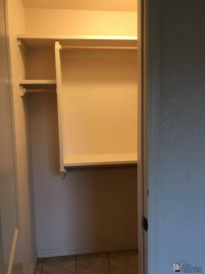 11610 E 28th Pl - Photo 7 of 17