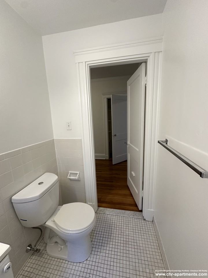 24 Wendell St #12 - Photo 6 of 8