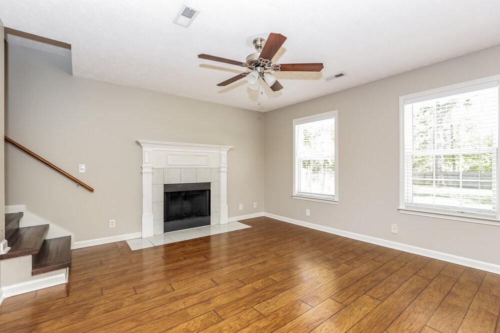 908 Buckhaven Dr - Photo 4 of 17
