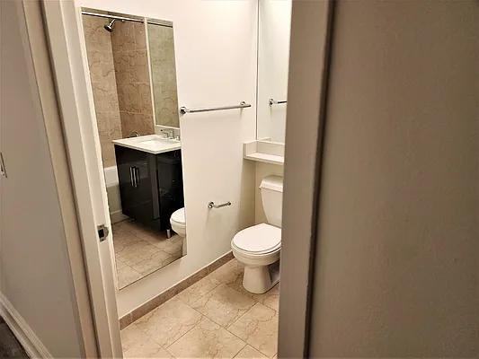 Hanover Sq #8I - Photo 4 of 10