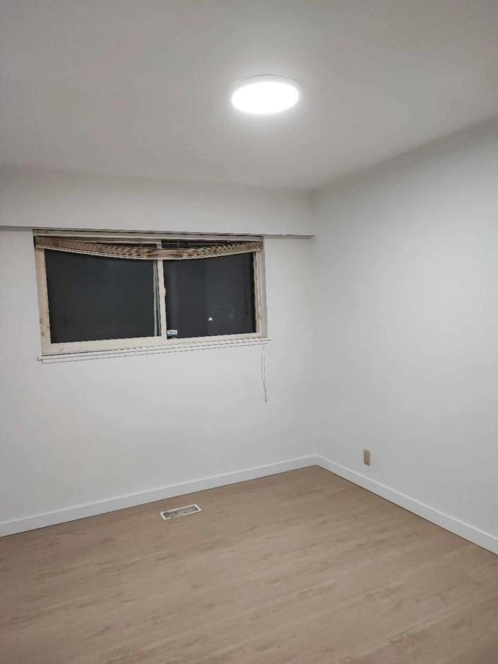 6568 East Georgia Street - Photo 7 of 8