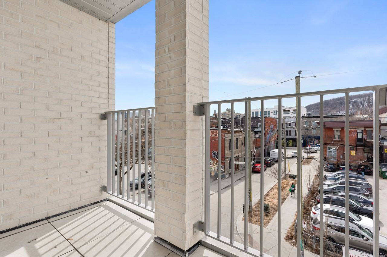 3965 Rue Saint-Dominique #C306 - Photo 7 of 12