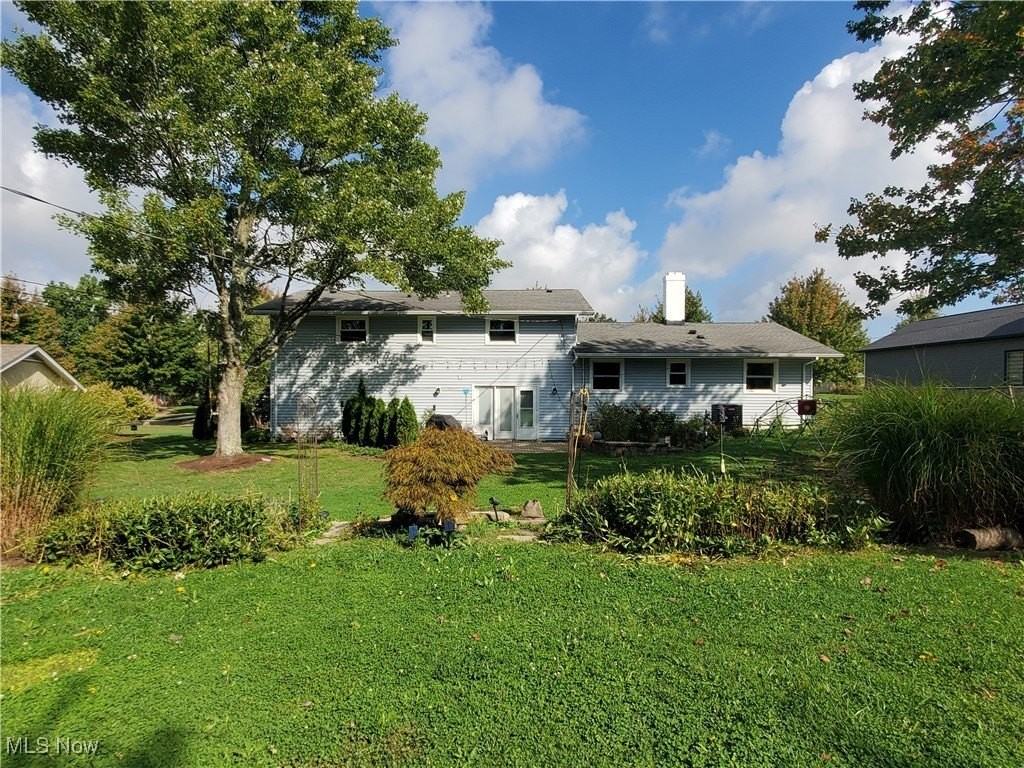 24654 Hawthorne Dr - Photo 2 of 23