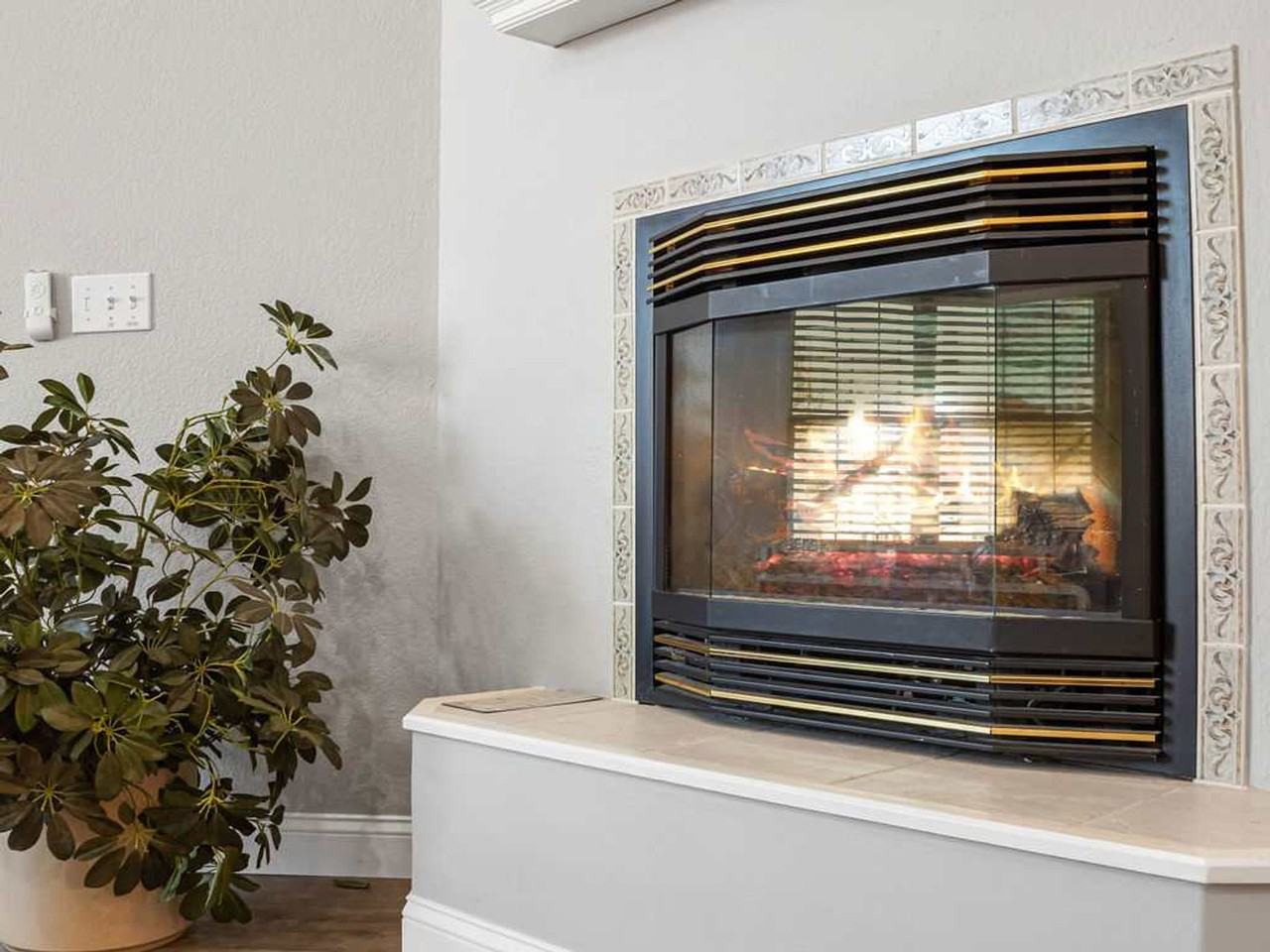 403 Willington Ln #1309794P - Photo 7 of 34