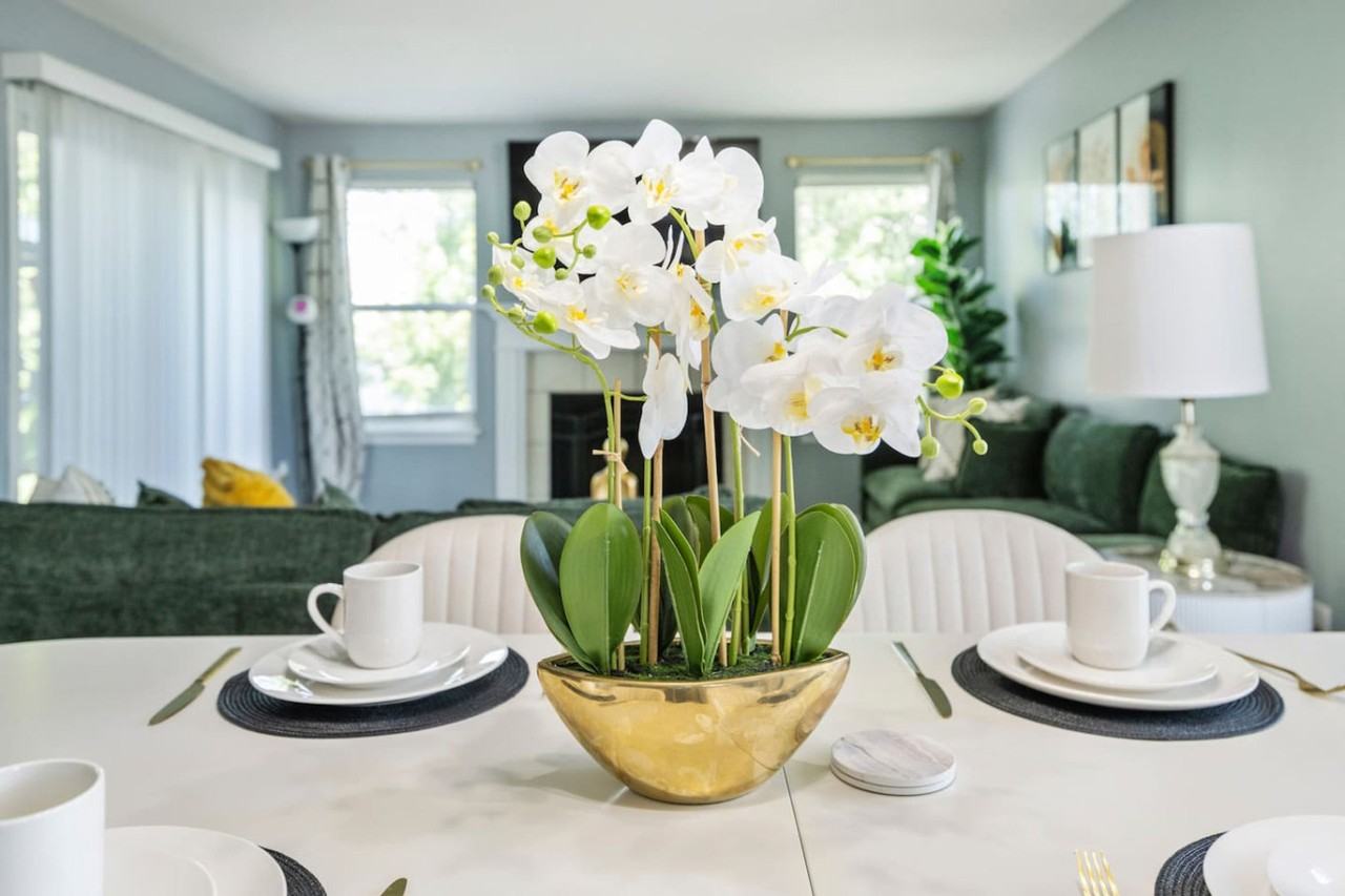 784 Long Island Cir #1310537P - Photo 3 of 50