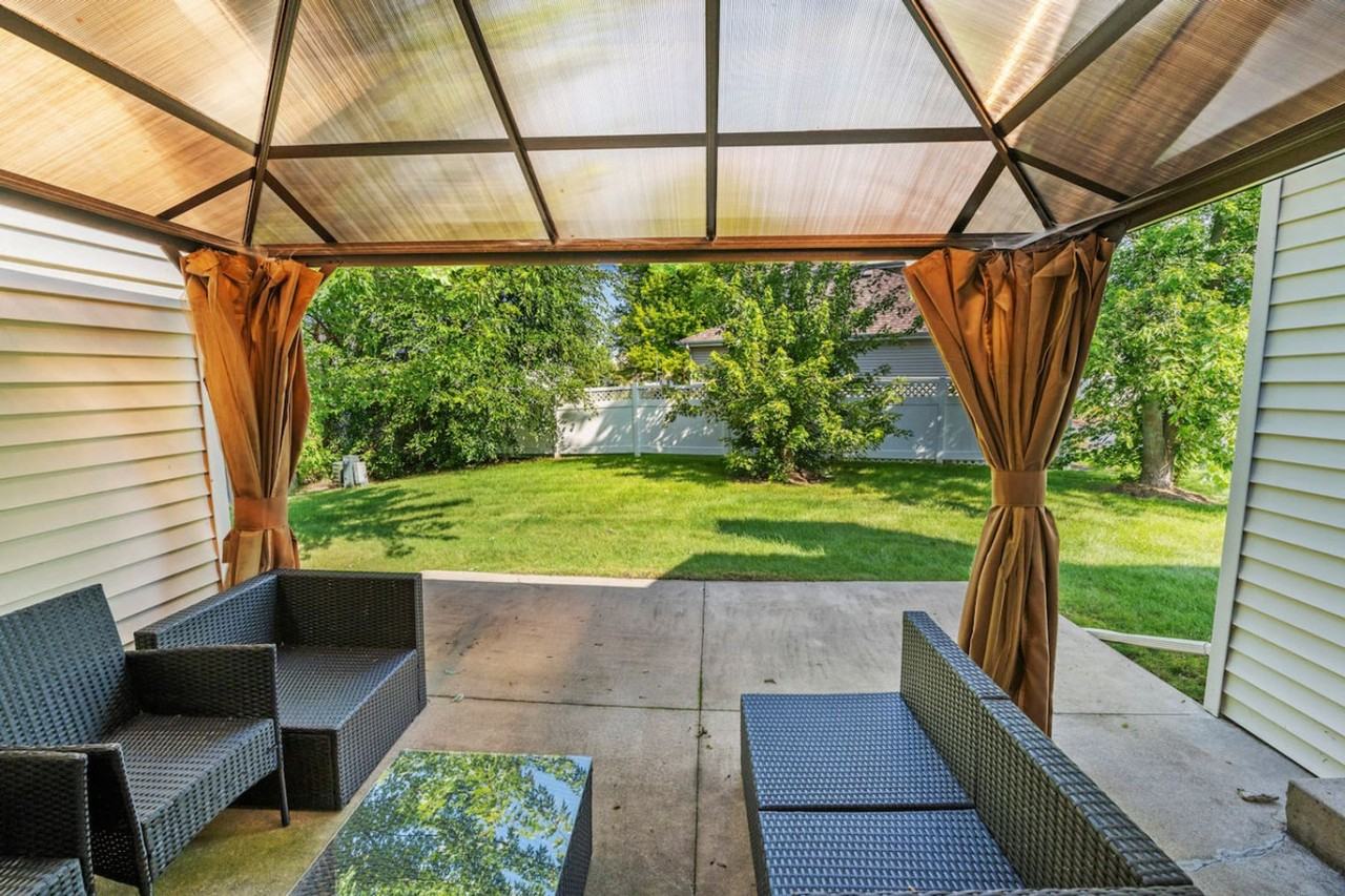 784 Long Island Cir #1310537P - Photo 6 of 50