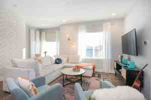 featured image of 1035 Scovel St