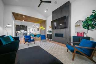 1102C Buchanan St - Photo 1 of 1
