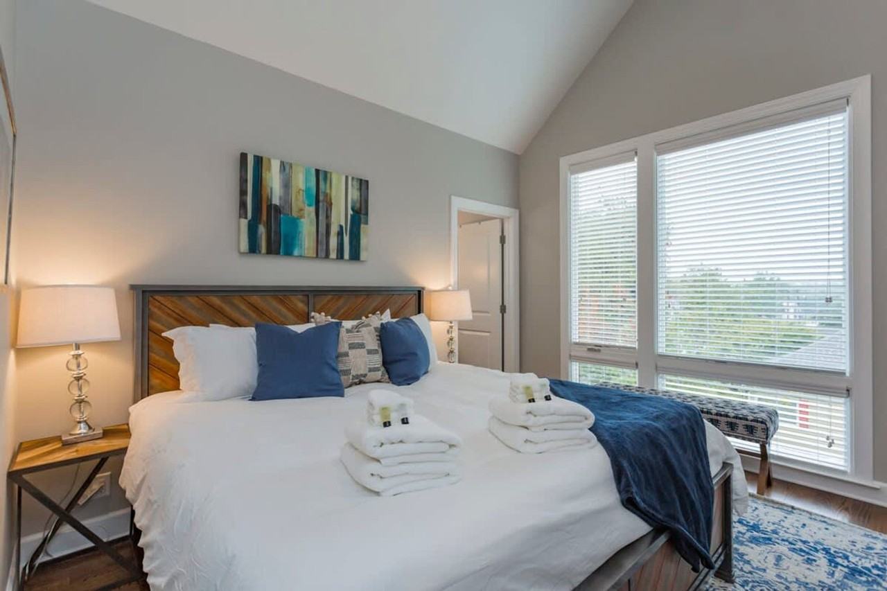 814 Smiley St #1312372P - Photo 6 of 25