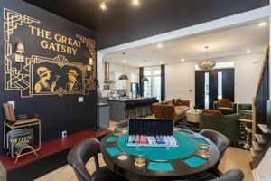 featured image of 4021 Indiana Ave