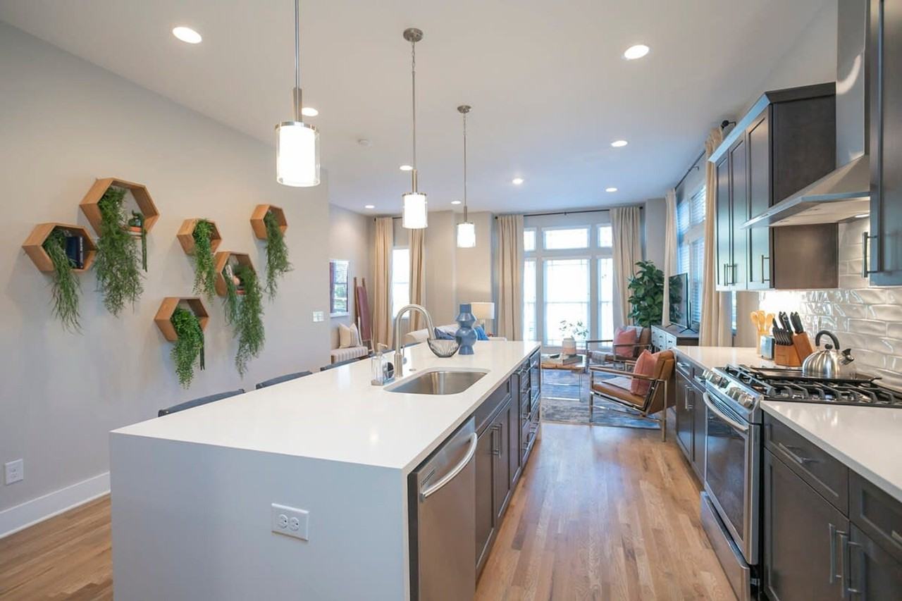 709 26th Ave N #1312374P - Photo 6 of 30