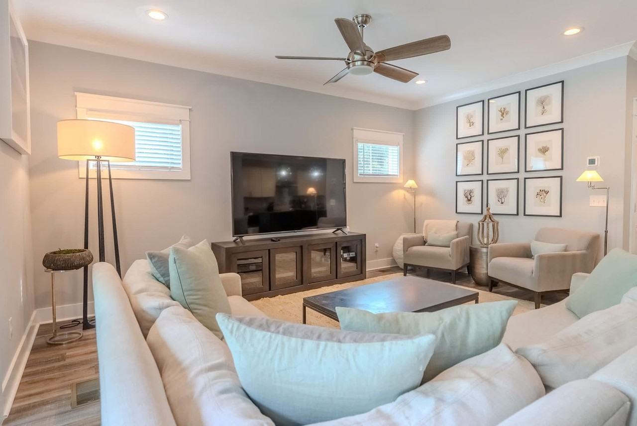 52 Sandcastle Ct #1316234P - Photo 3 of 50