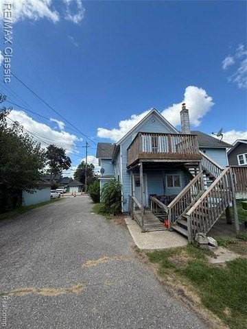 124 N Warren St - Photo 3 of 7