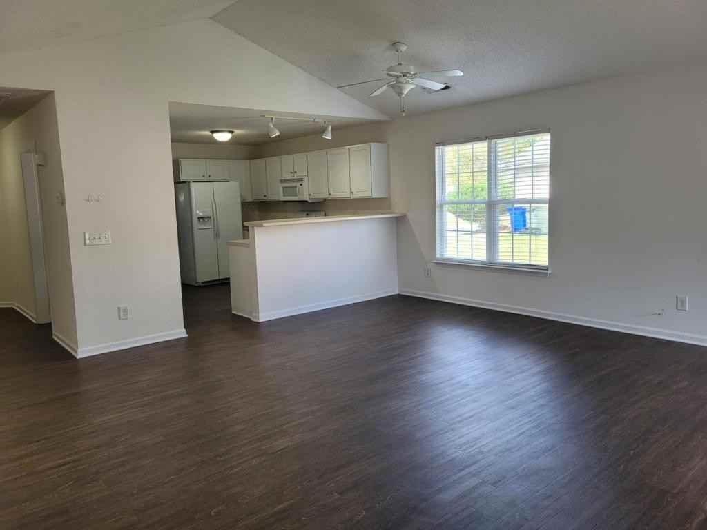 1203 Wyngate Dr - Photo 5 of 15