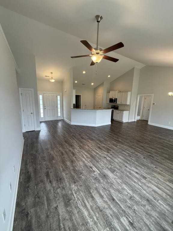 4225 Woodcliffe Drive - Photo 3 of 19