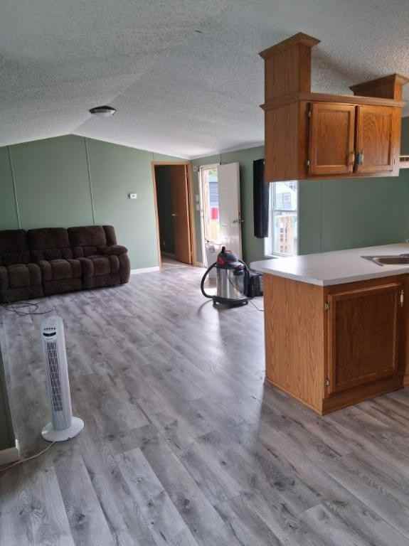 611 W Matthew St - Photo 4 of 12