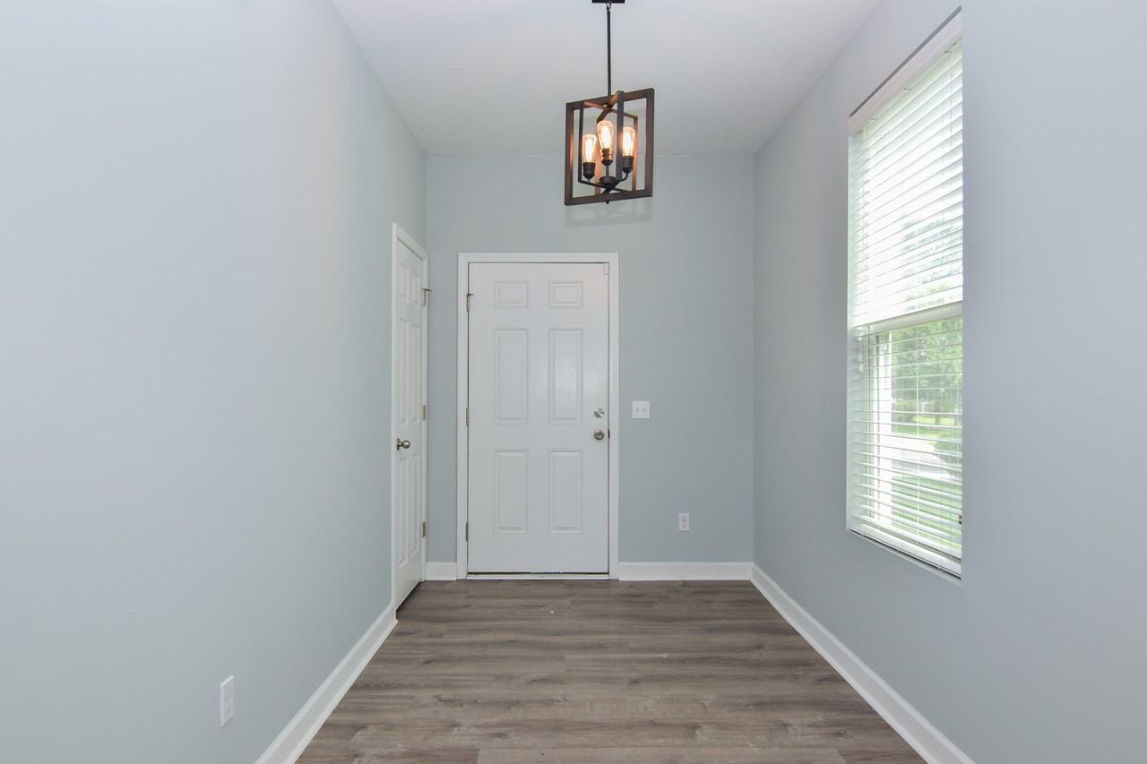 1621 Eider Down Drive - Photo 2 of 17