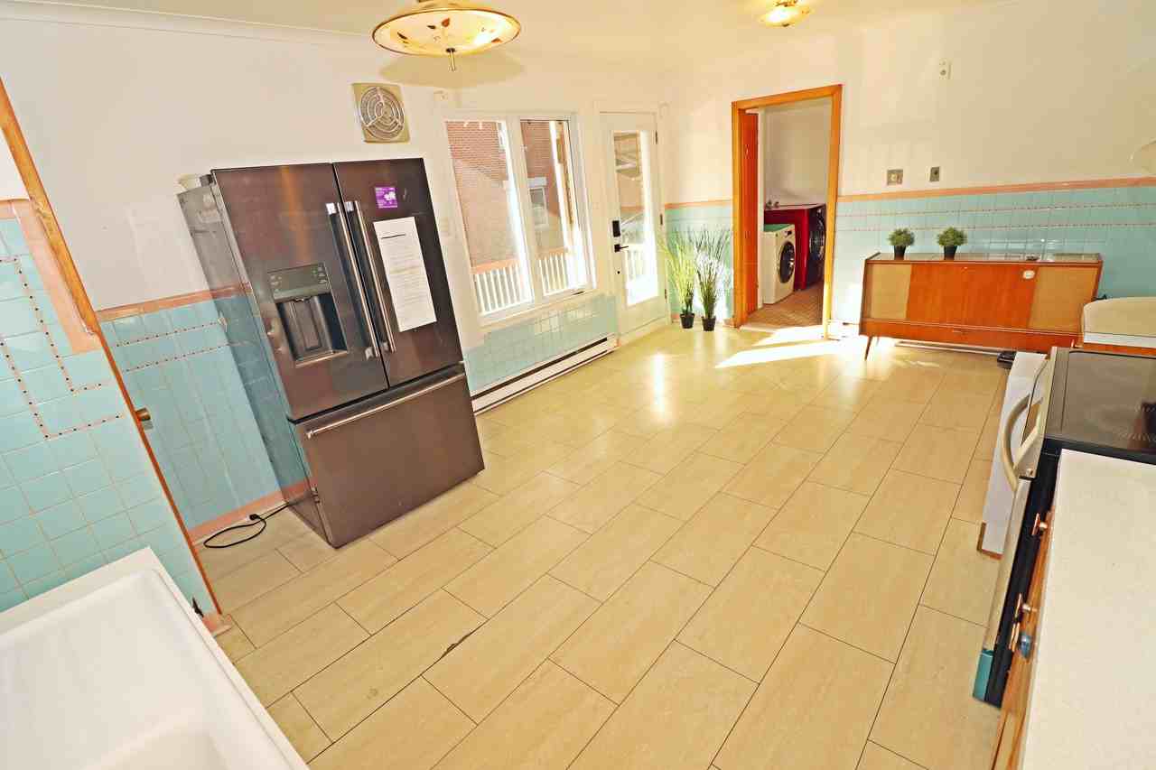 3505 Rue Soubirous - Photo 6 of 15