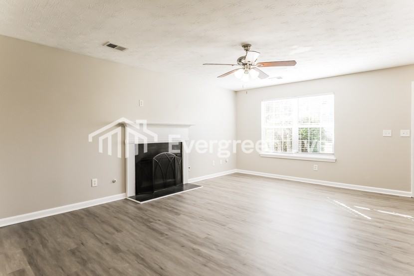 2655 Virginia Cv - Photo 4 of 19