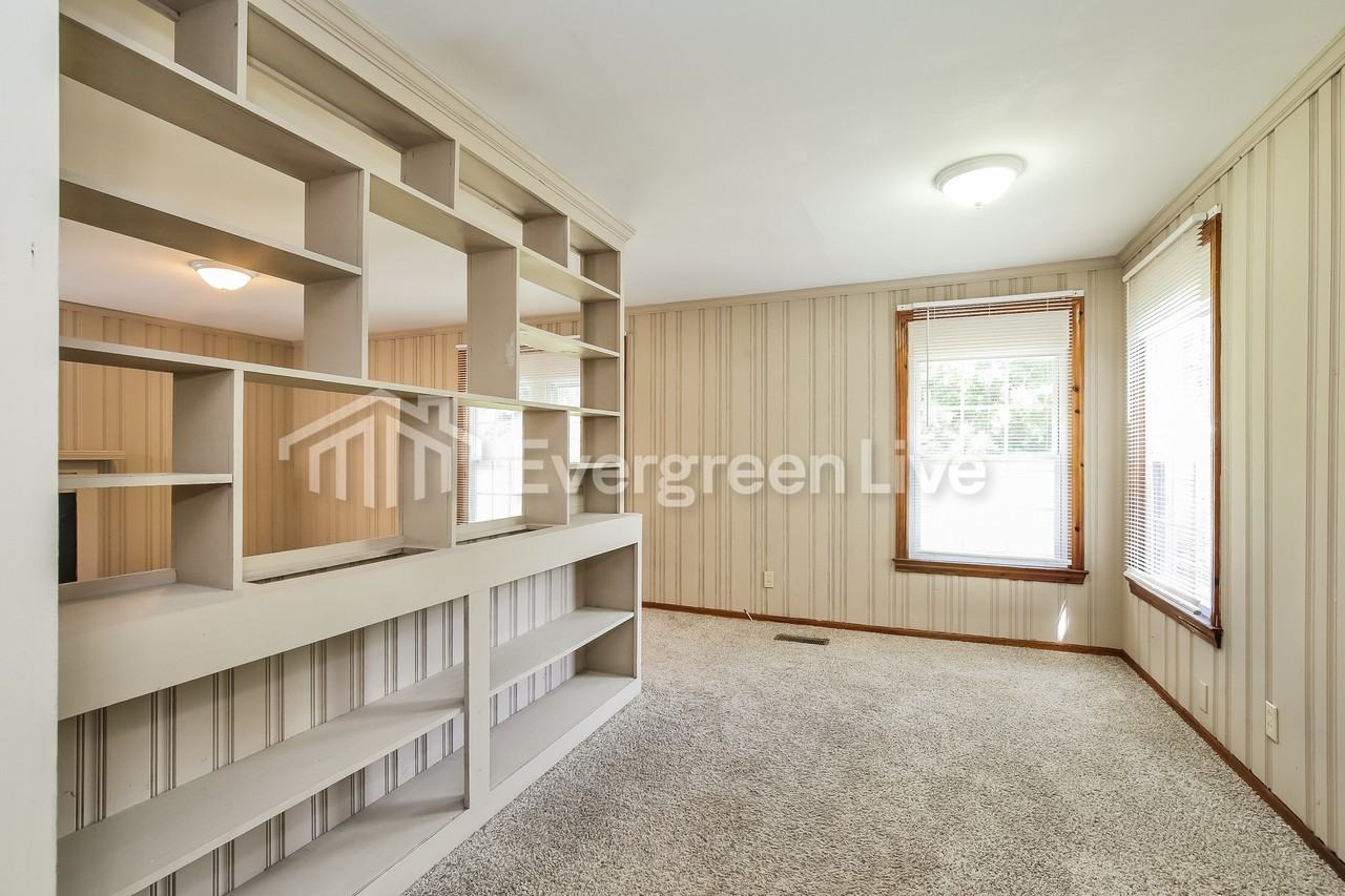 4021 Avera Ave - Photo 5 of 15