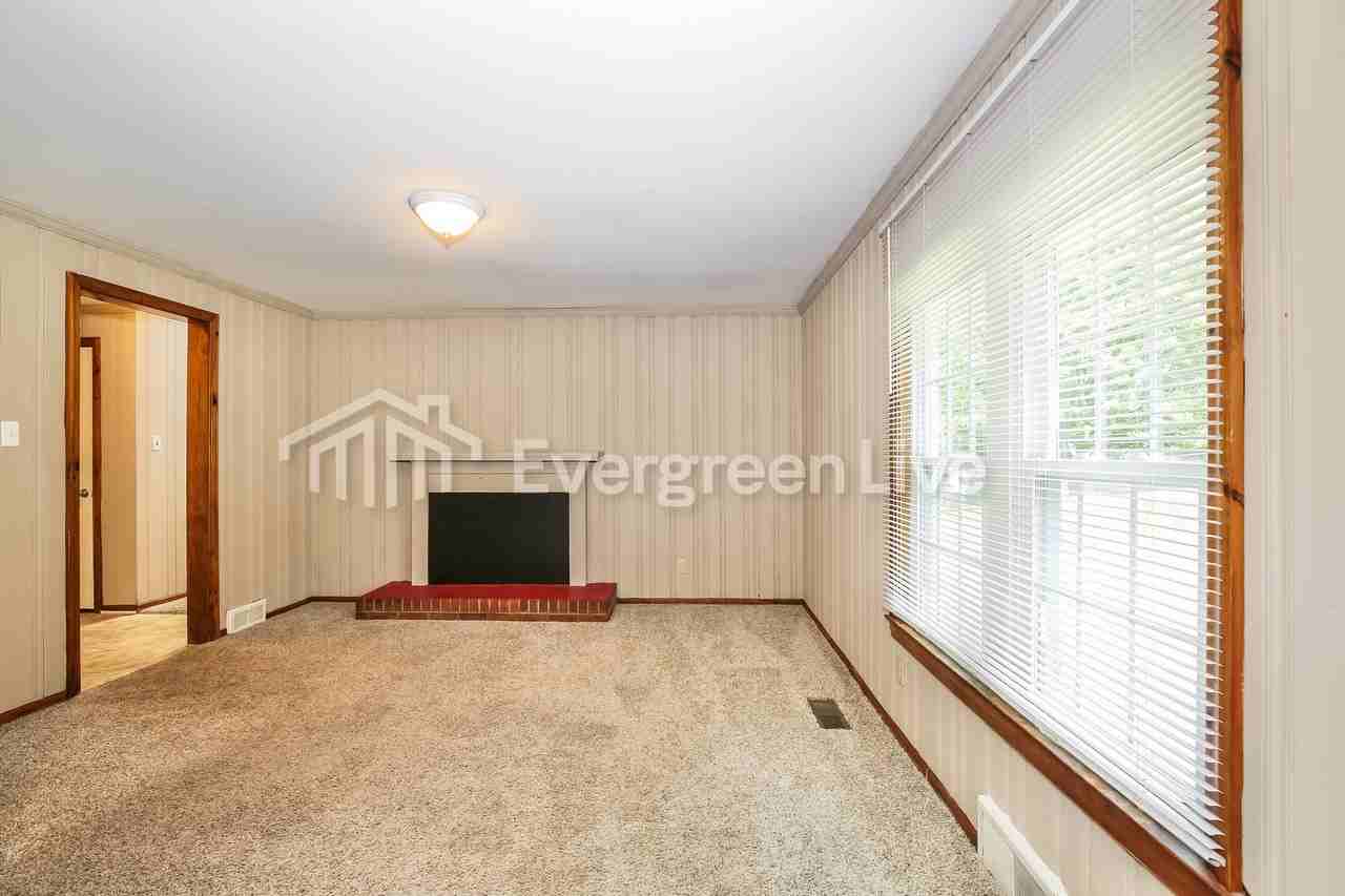 4021 Avera Ave - Photo 6 of 15