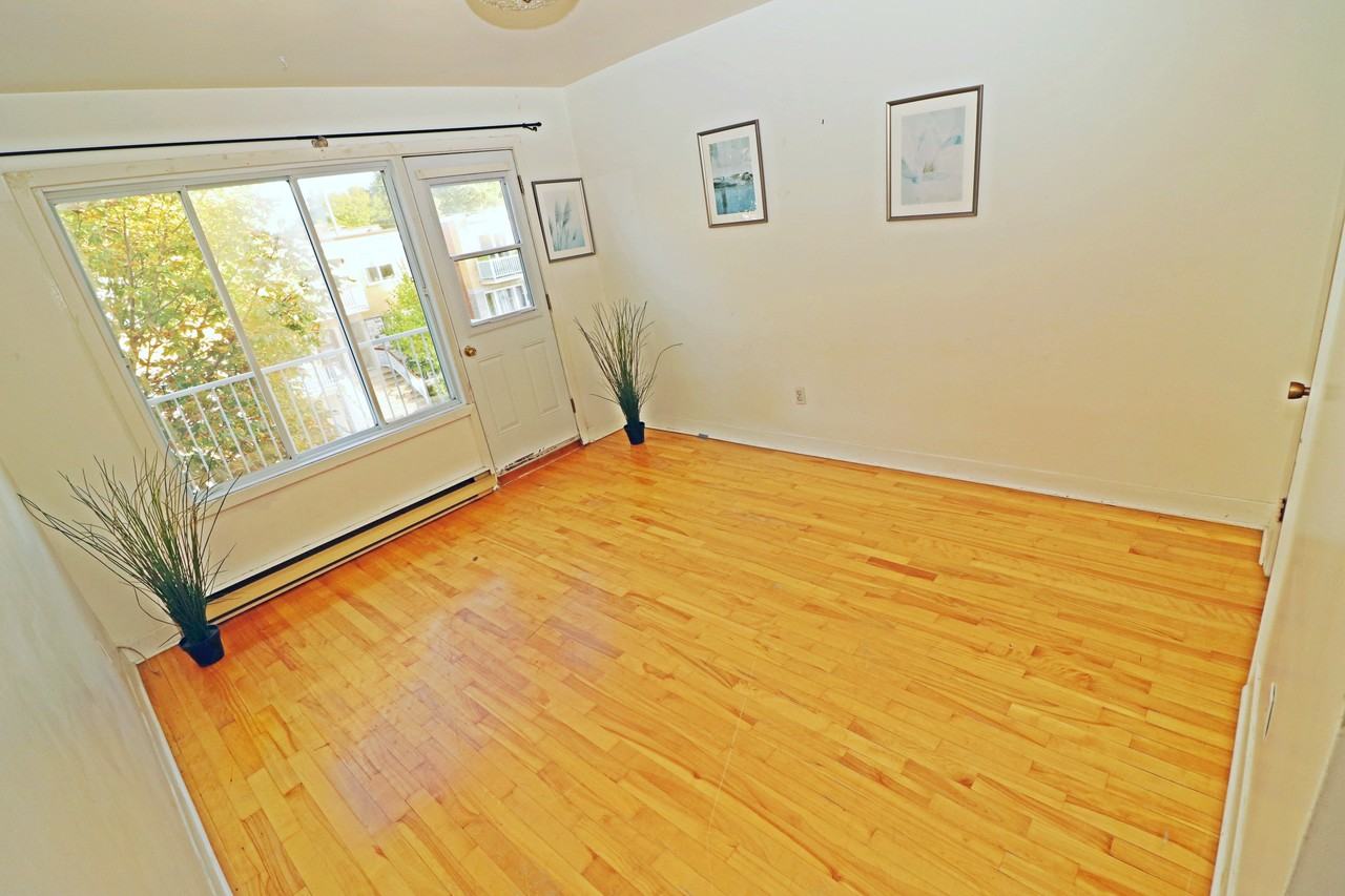 3509 Rue Soubirous - Photo 5 of 14