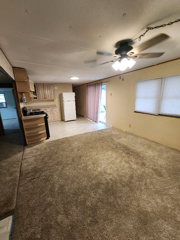 10542 Lynnwood Ave - Photo 3 of 18
